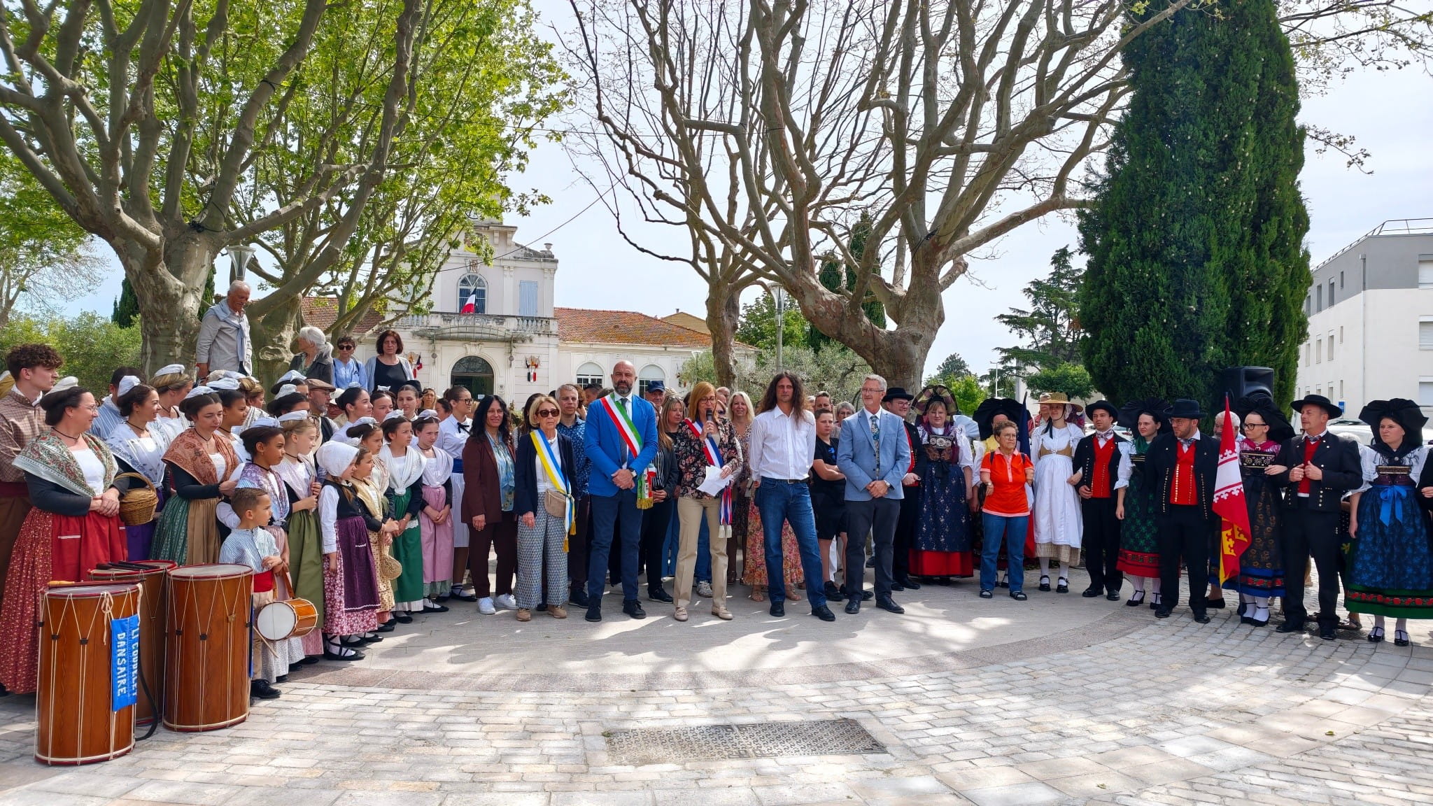 Eröffnung des Frühlingsfestes durch Bürgermeisterin Sévérine Dellanegra